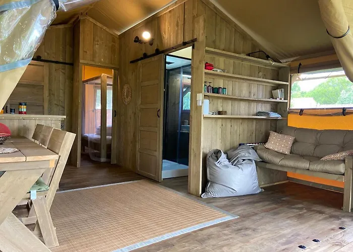 Campismo de Luxo Champêtre Glamping Chadenac